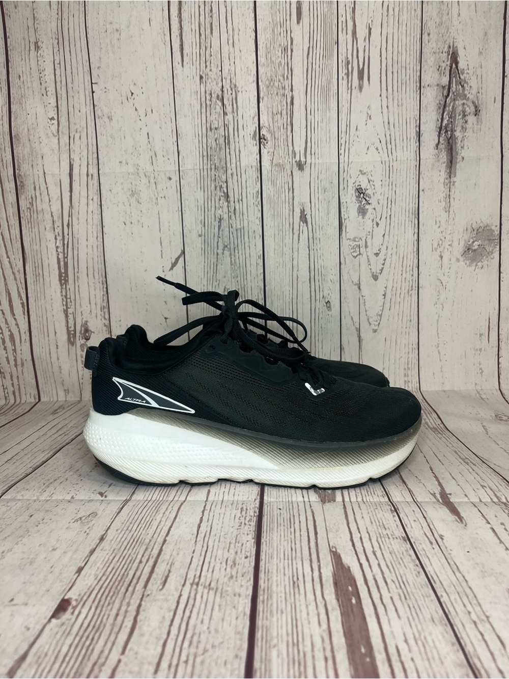 Altra Running Womens FWD VIA Black White Sneakers Sz 9